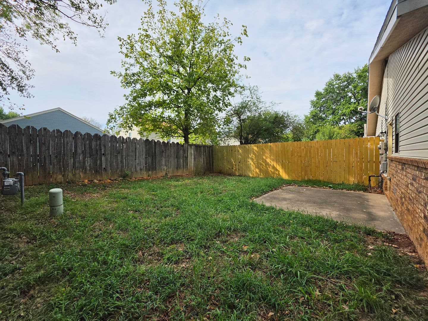 Springdale House: 2001 Cypress Pl