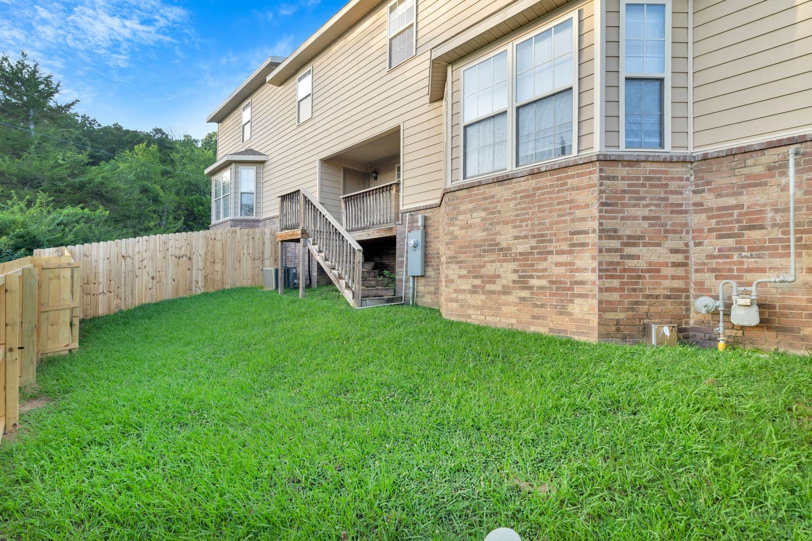 Fayetteville House: 2939 W. Scottswood Place