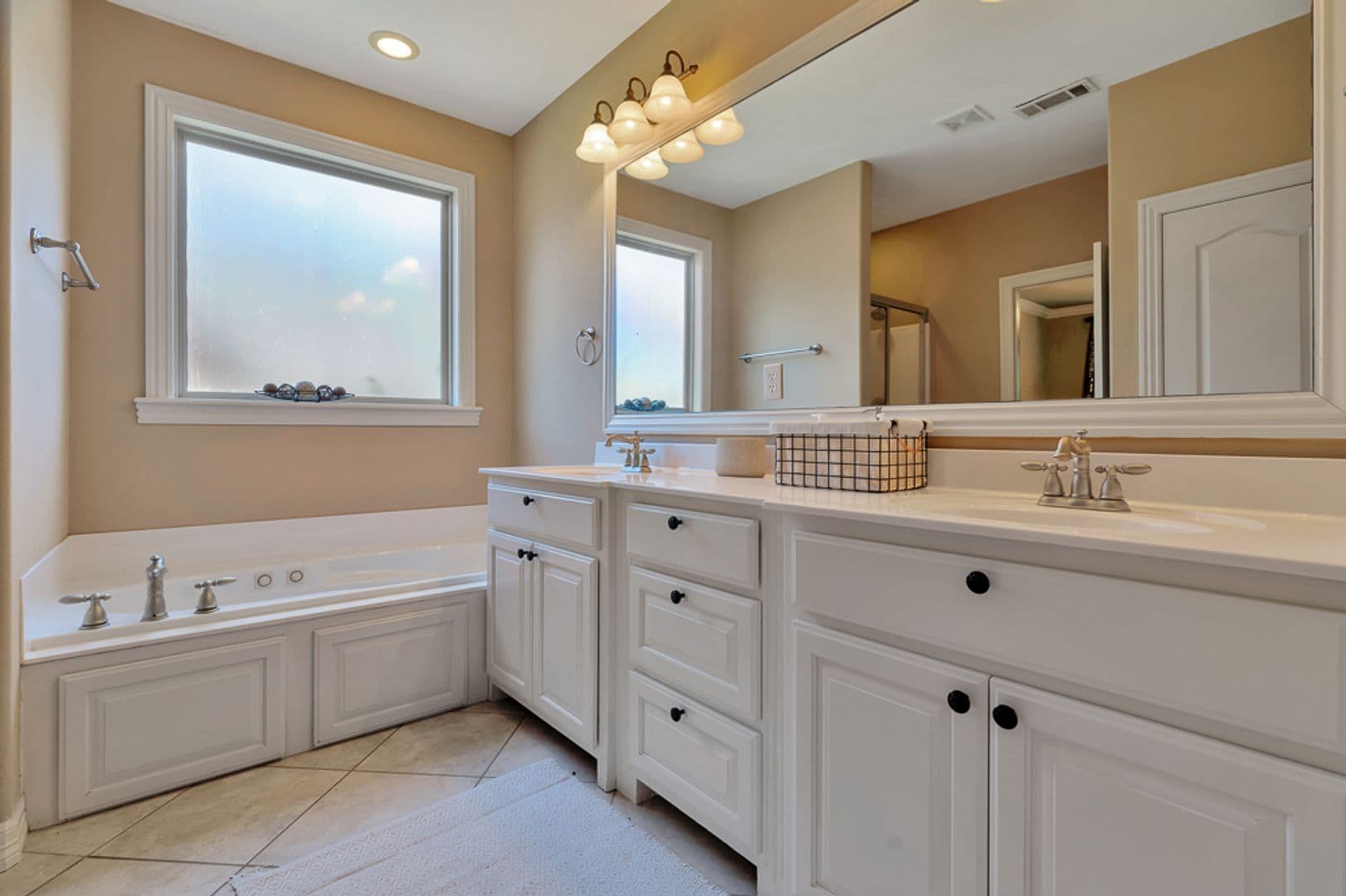 Fayetteville House: 3880 W. Morning Mist Drive