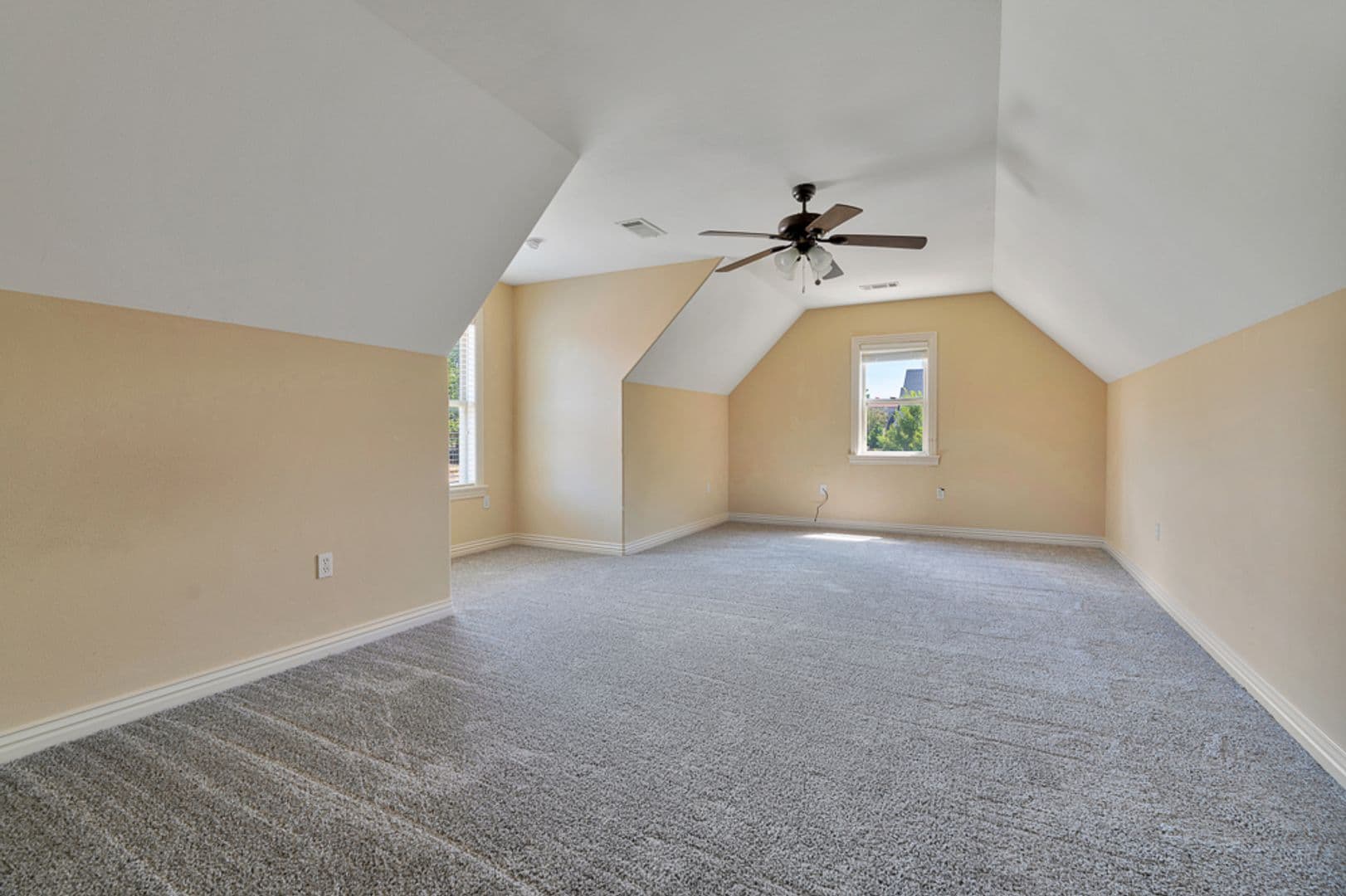 Fayetteville House: 3880 W. Morning Mist Drive