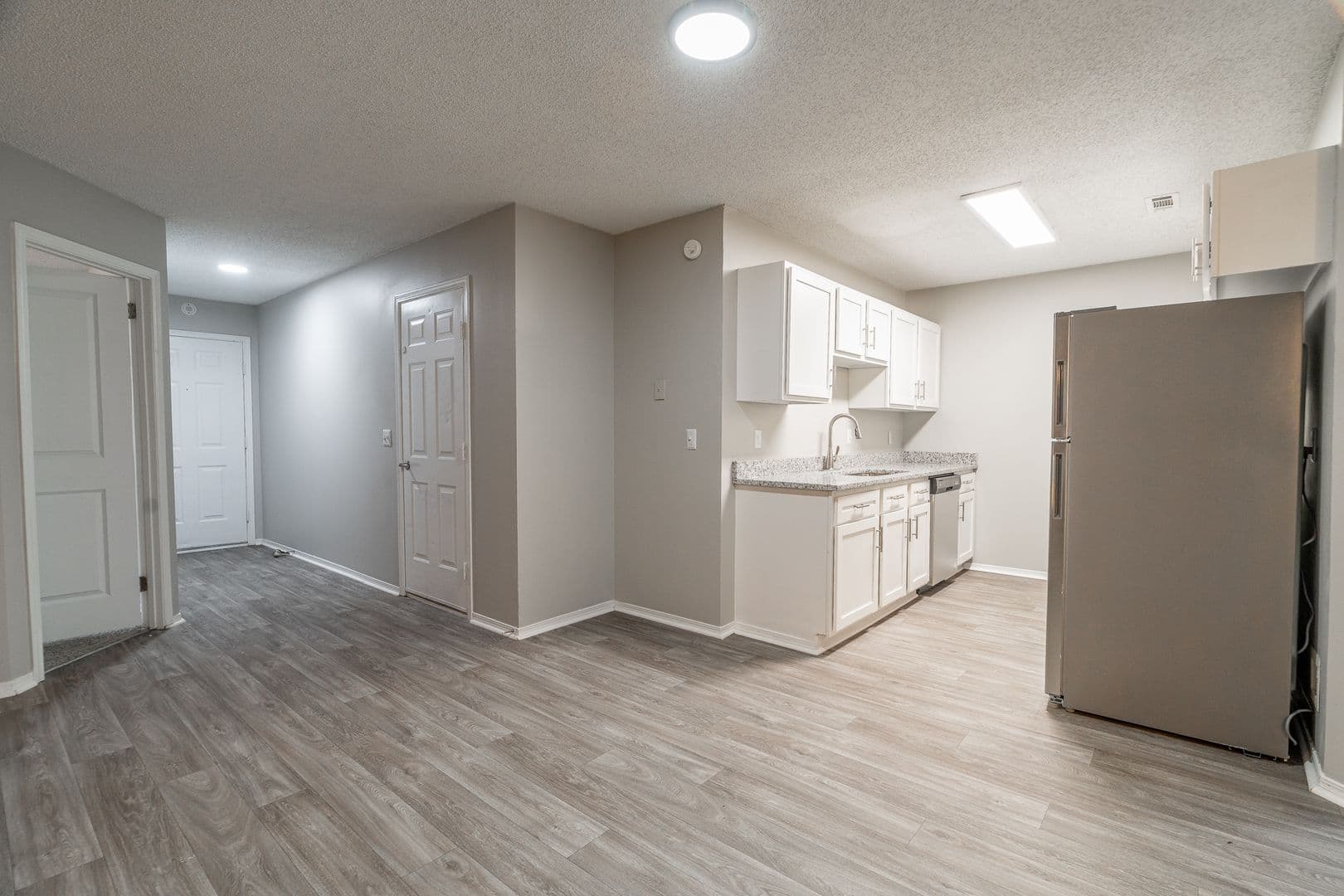 Fayetteville Apartment: 4616 W Patrick Street