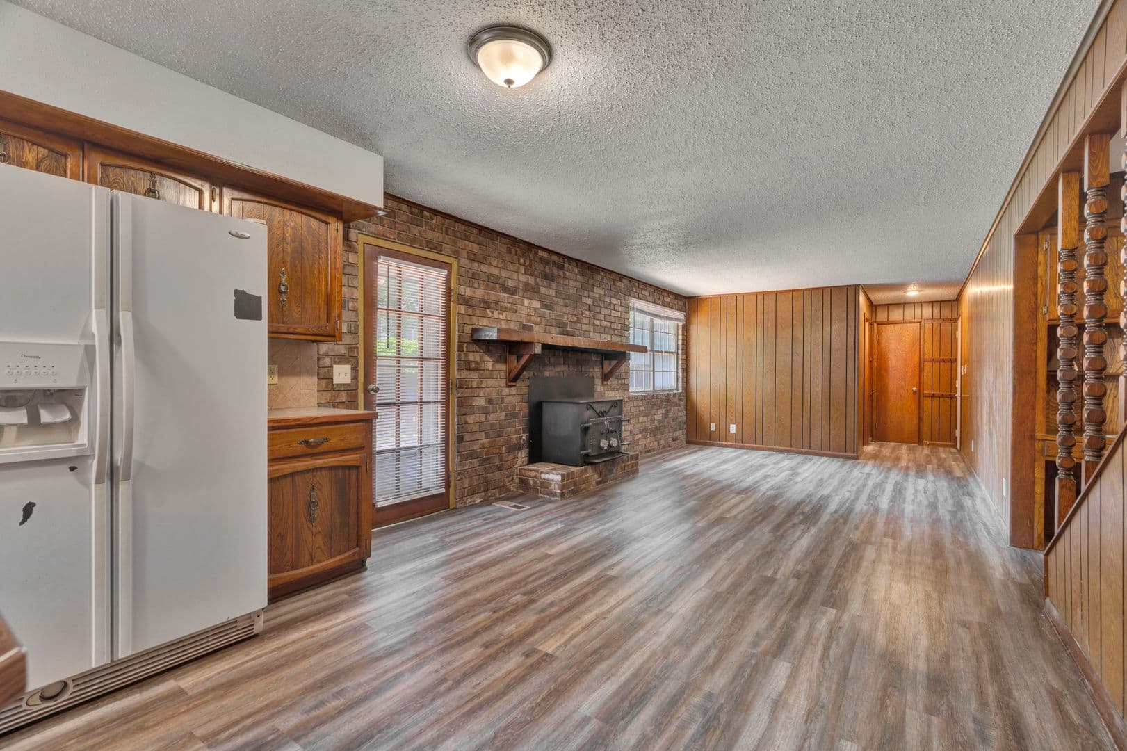 Fayetteville House: 1660 W. Palmer Pl