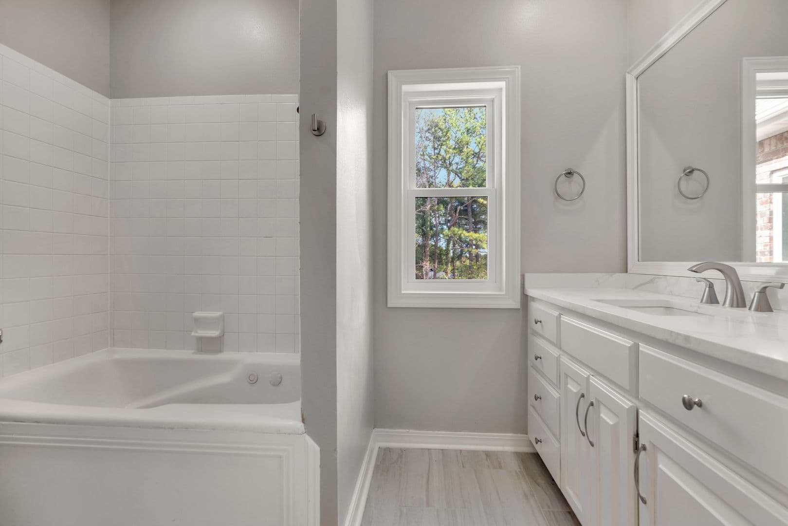 Springdale House: 4032 Tahoe Circle Drive
