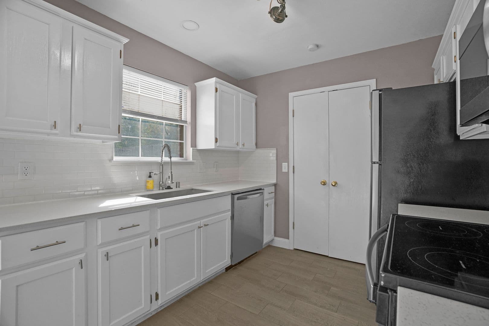 Fayetteville House: 2402 N Jeremiah Pl
