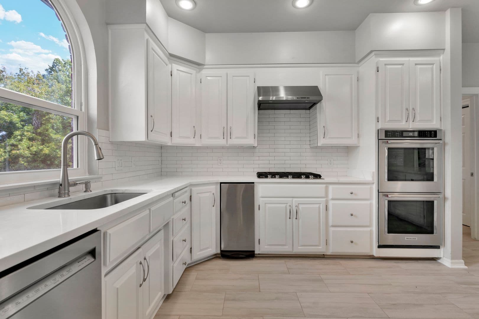 Springdale House: 4032 Tahoe Circle Drive