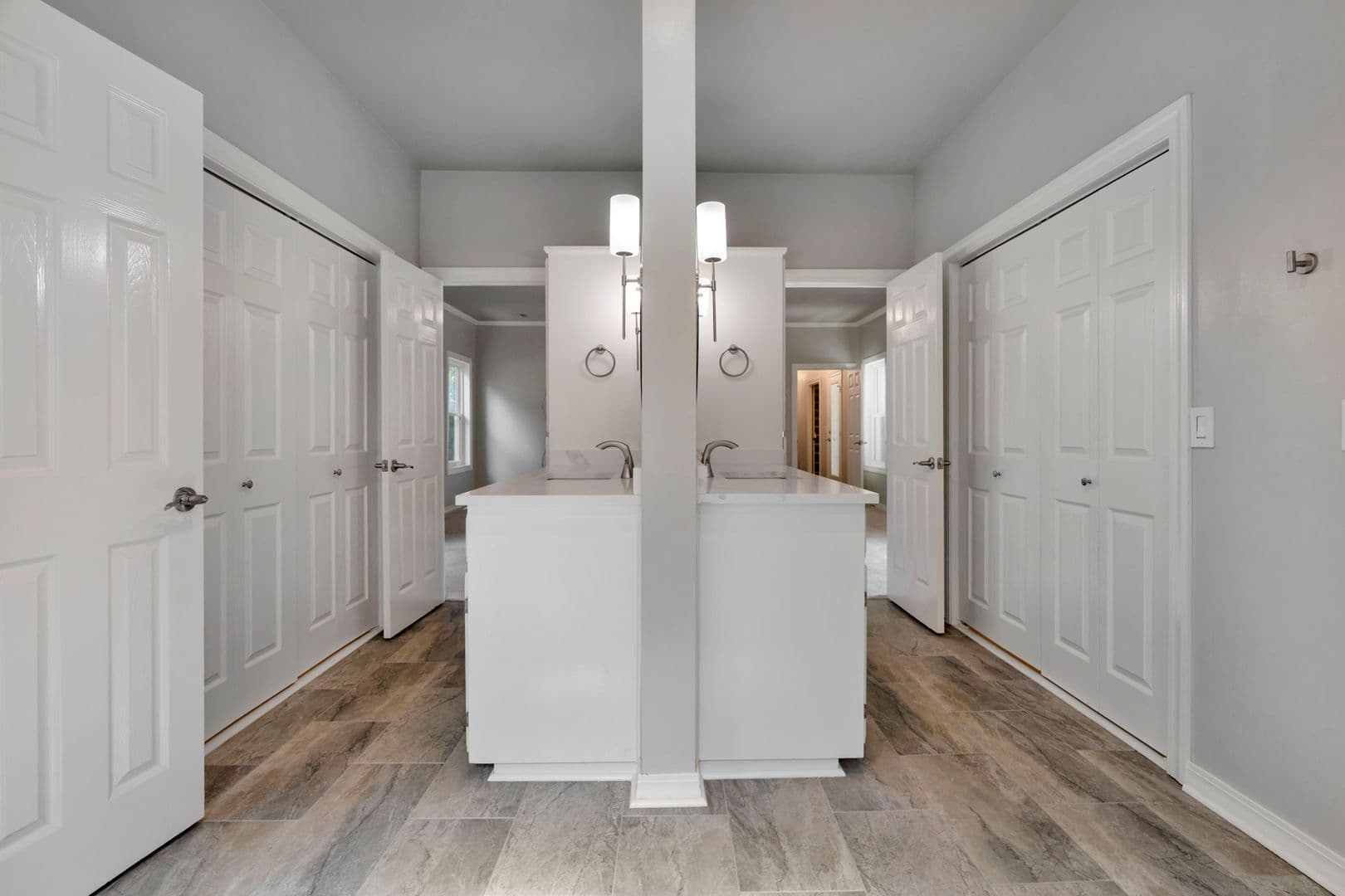 Springdale House: 4032 Tahoe Circle Drive