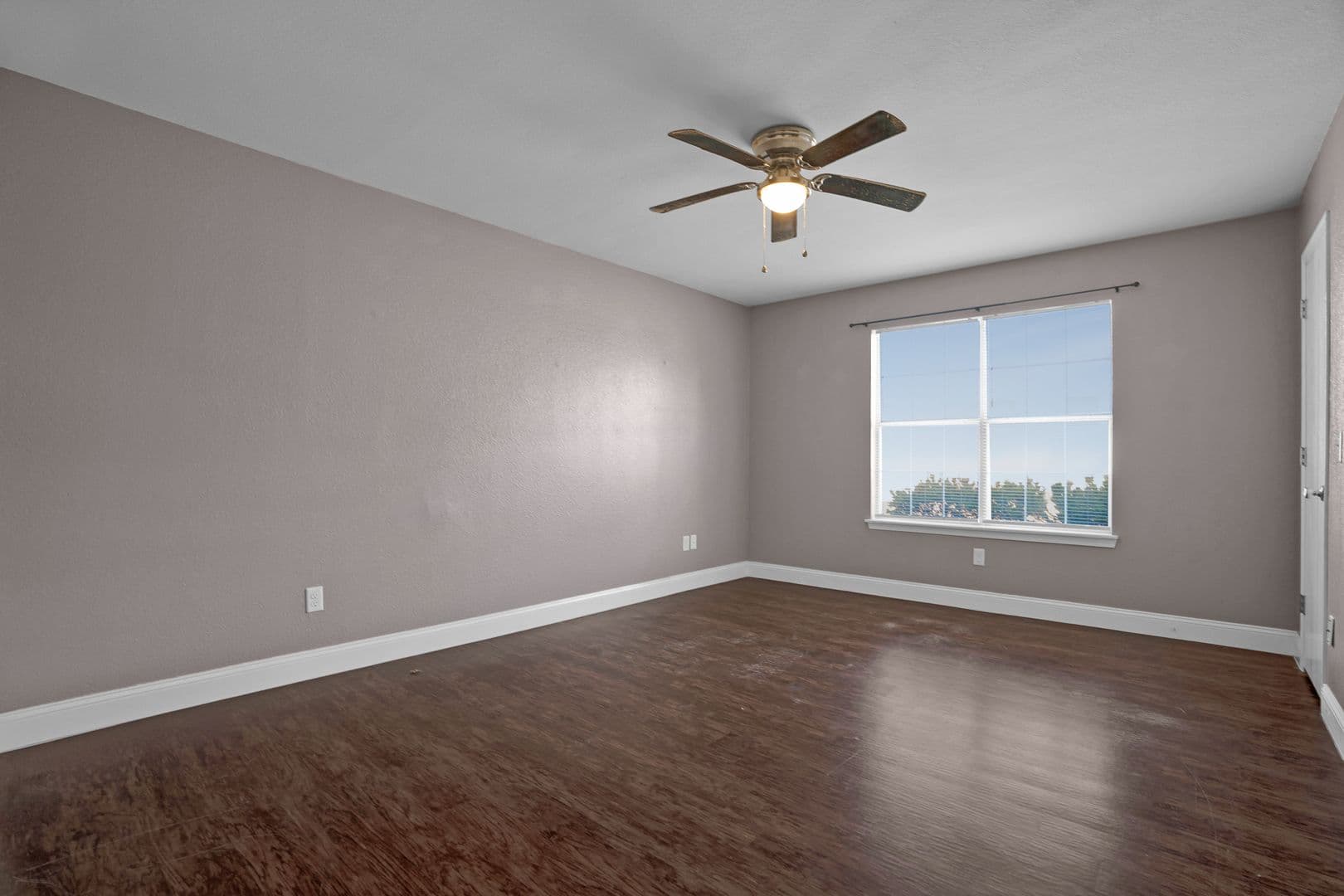 Fayetteville House: 2402 N Jeremiah Pl