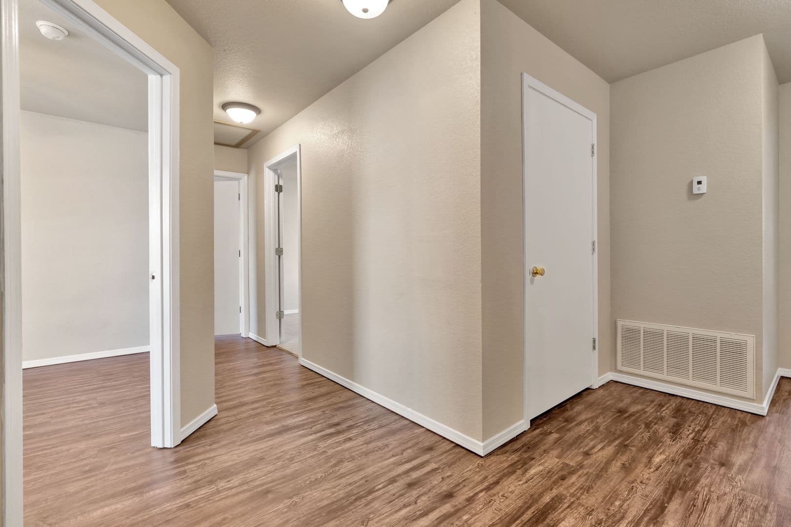 Fayetteville House: 2939 W. Scottswood Place