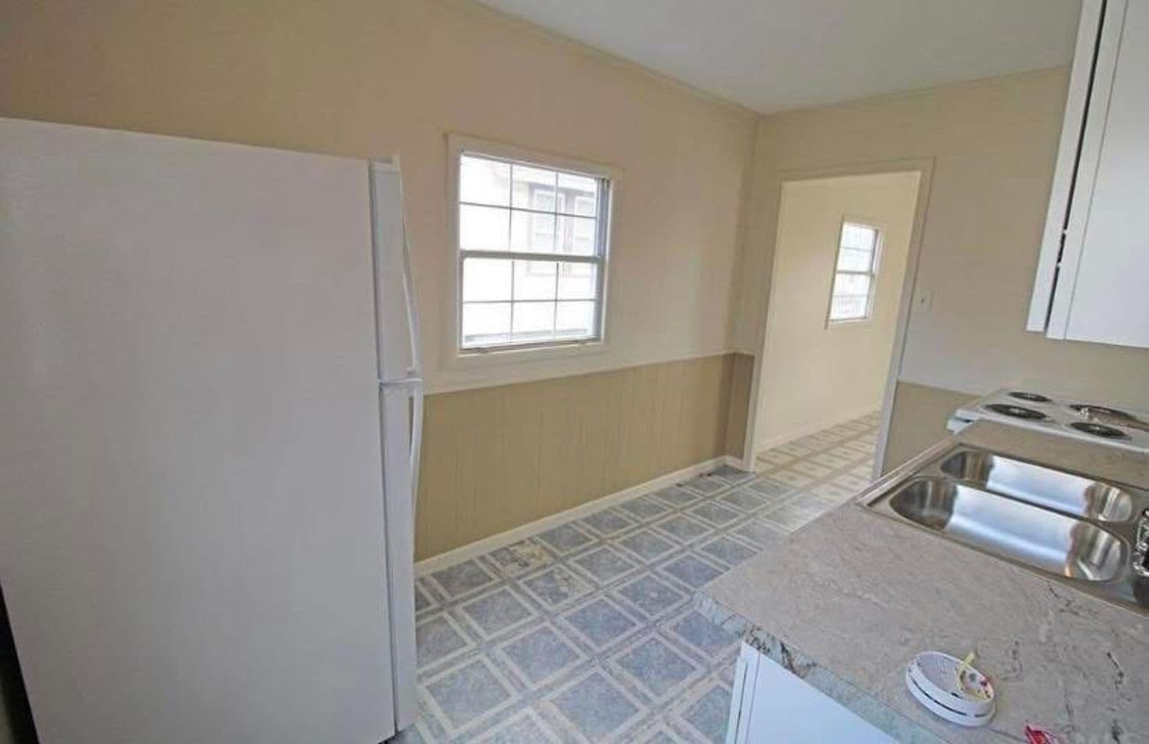 Evansville House: 730 Ridgeway Avenue