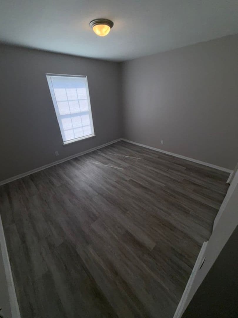 Evansville Apartment: 700 Chateau Drive