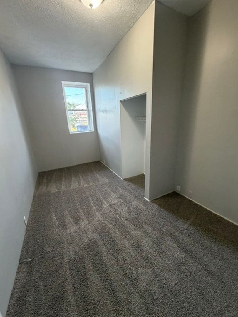 Evansville Apartment: 106 North First Avenue
