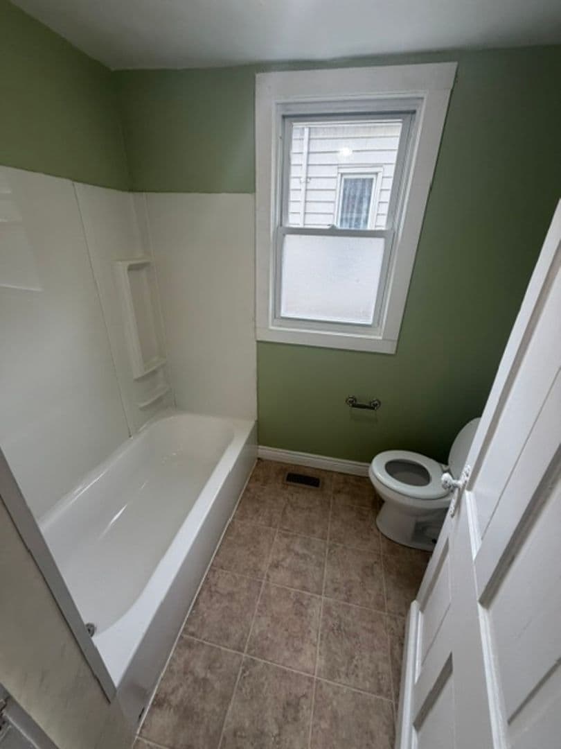 Evansville House: 1123 South Harlan Avenue