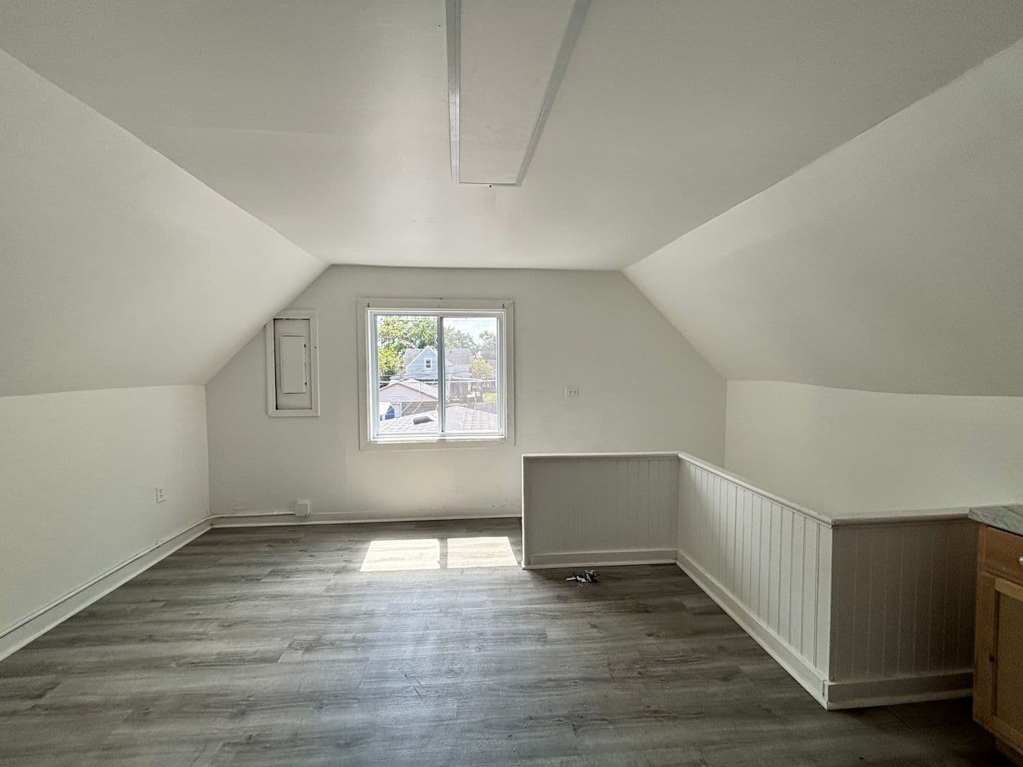 Evansville Apartment: 309 East Virginia Street