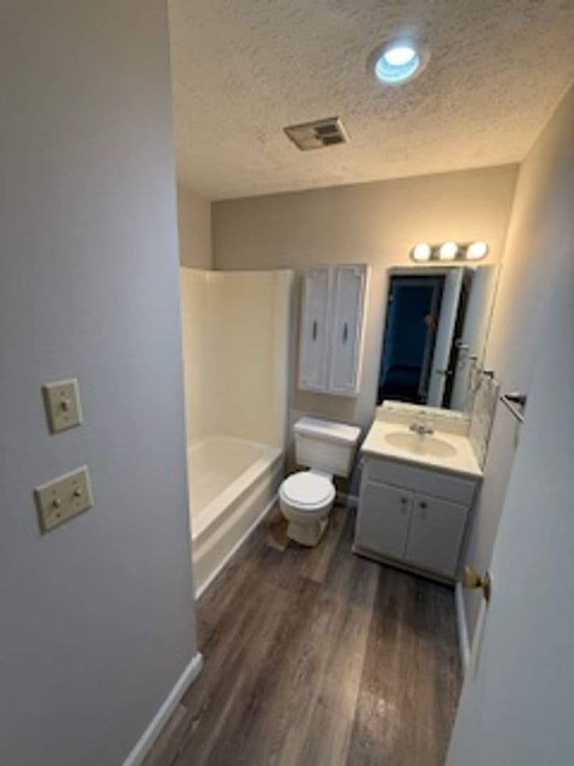 Evansville Apartment: 2326 Vogel Road