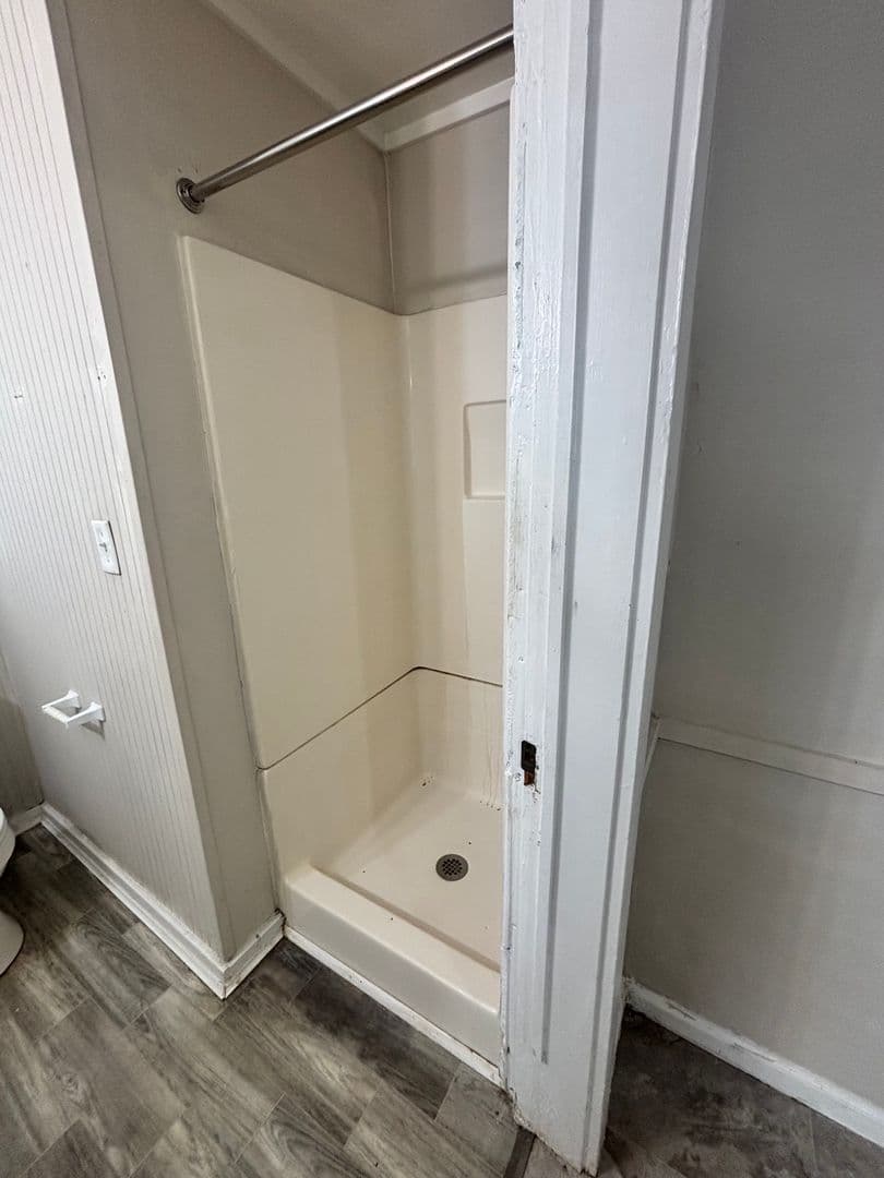 Evansville Apartment: 907-909 North Second Avenue