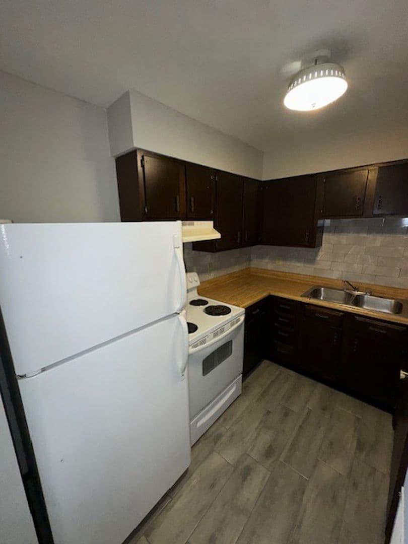Evansville Apartment: 2323 East Florida Street