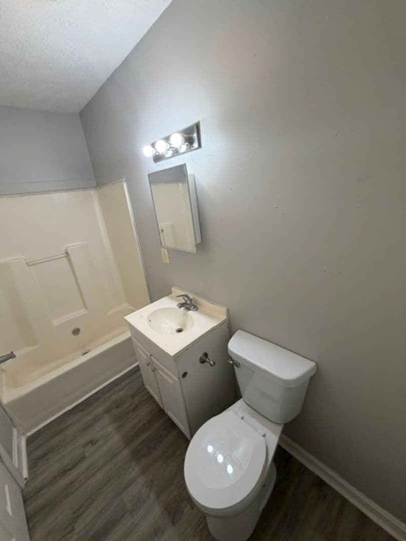 Evansville Apartment: 106 North First Avenue