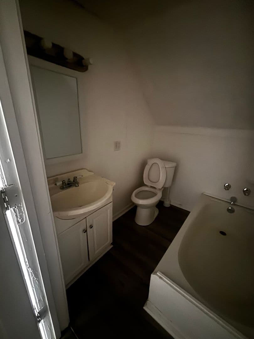 Evansville Apartment: 309 East Virginia Street