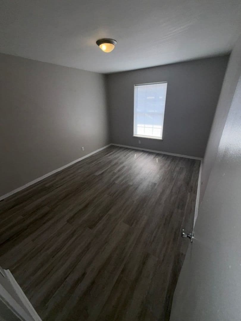Evansville Apartment: 700 Chateau Drive