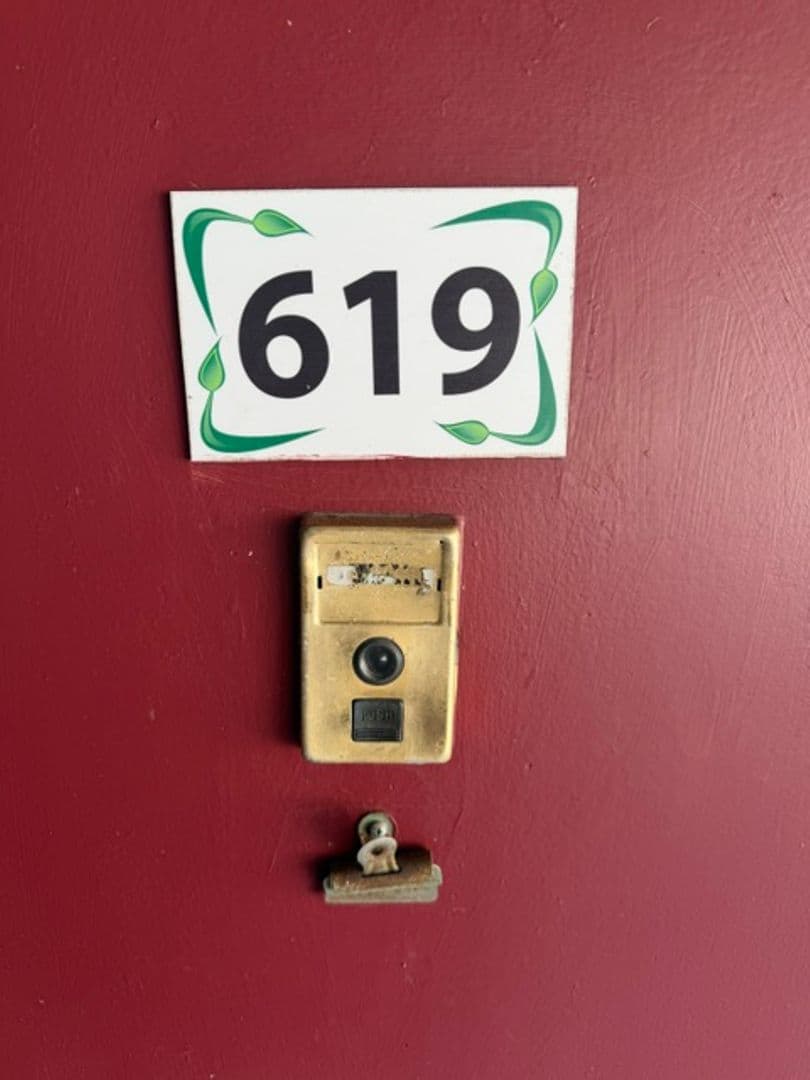Evansville Apartment: 700 Chateau Drive