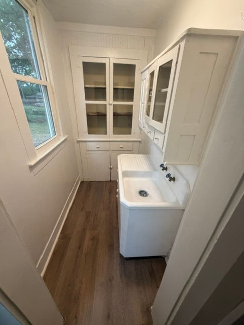 Evansville House: 1123 South Harlan Avenue
