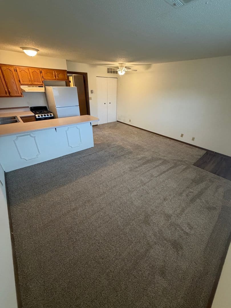 Evansville Apartment: 2151 East Columbia Street