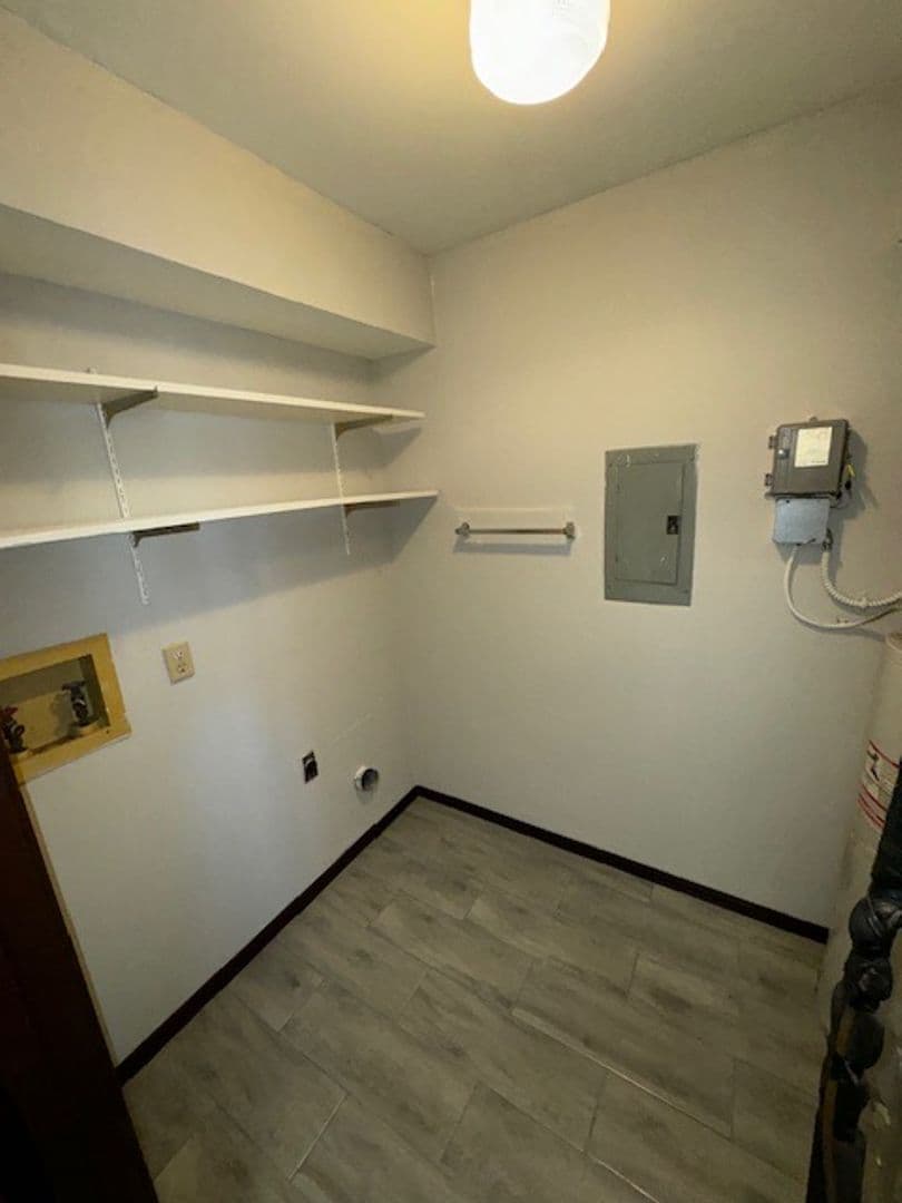 Evansville Apartment: 2323 East Florida Street