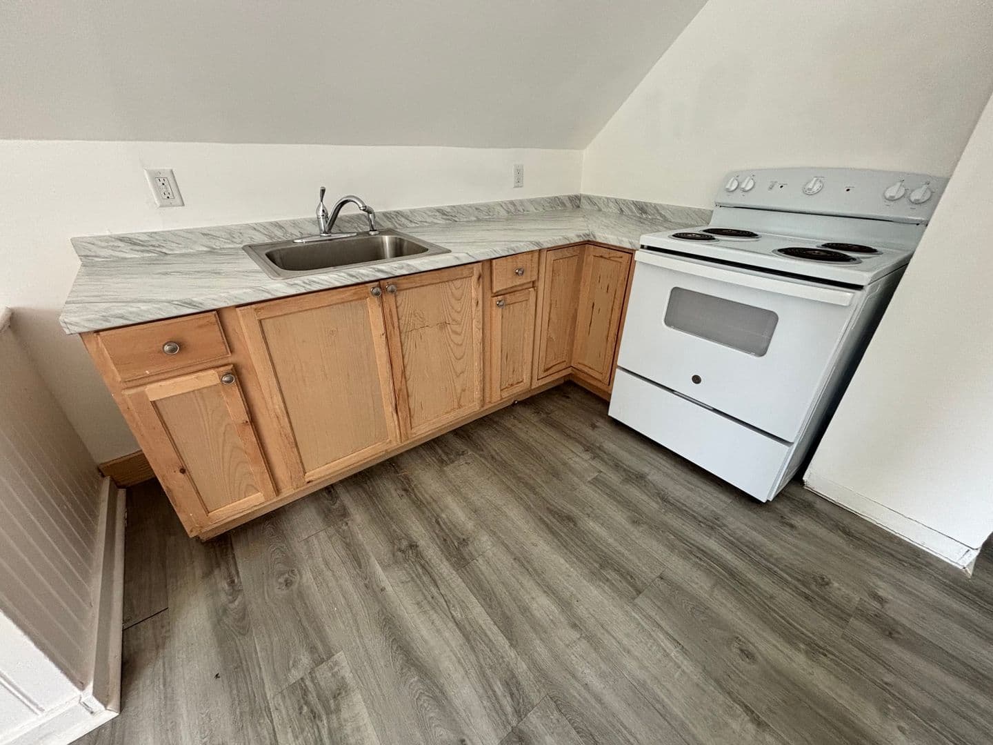 Evansville Apartment: 309 East Virginia Street