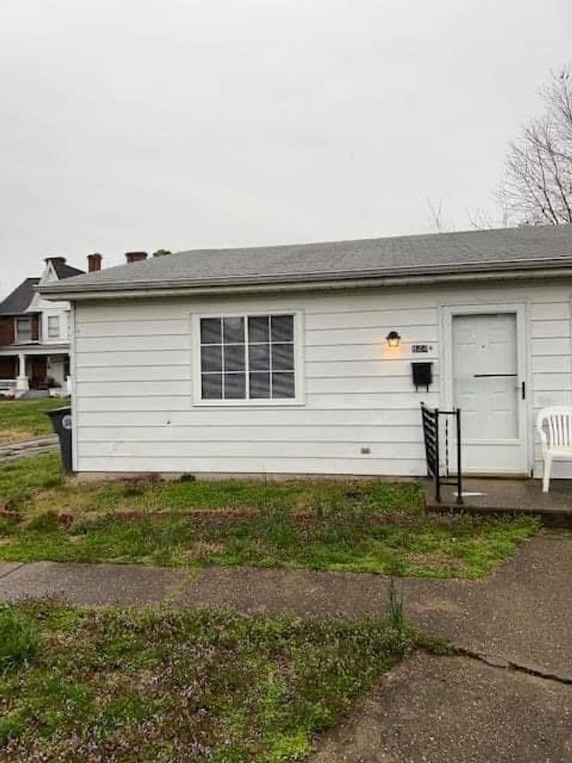 Evansville Apartment: 844 Washington Avenue