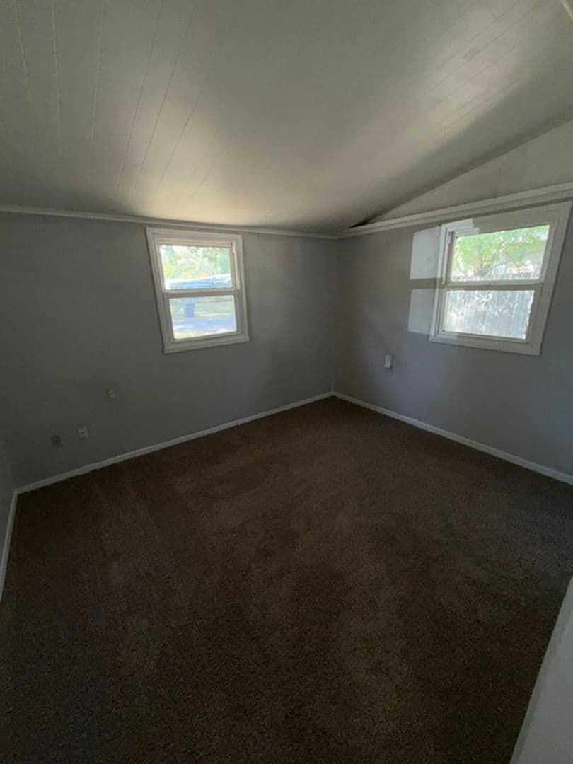 Evansville House: 2712 South Saint James Boulevard