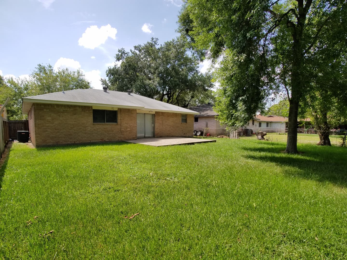 Houston House: 14826 Weil Pl.