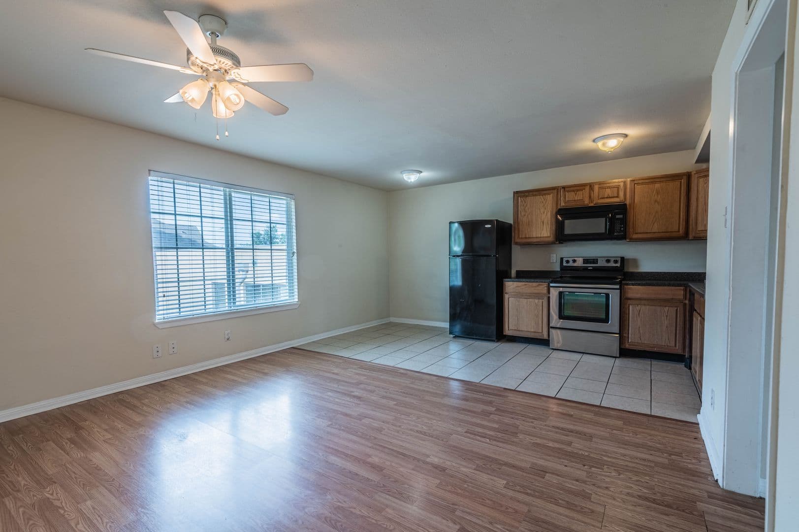 Houston House: 3918 Anita St., #1