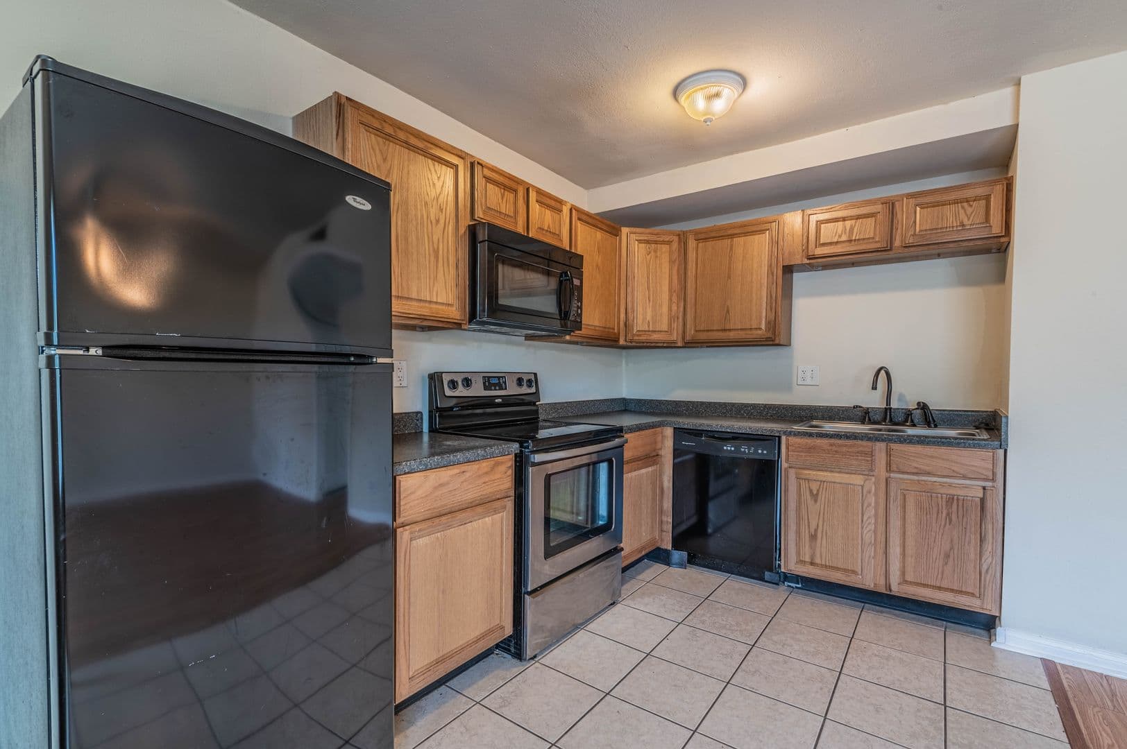 Houston House: 3918 Anita St., #1