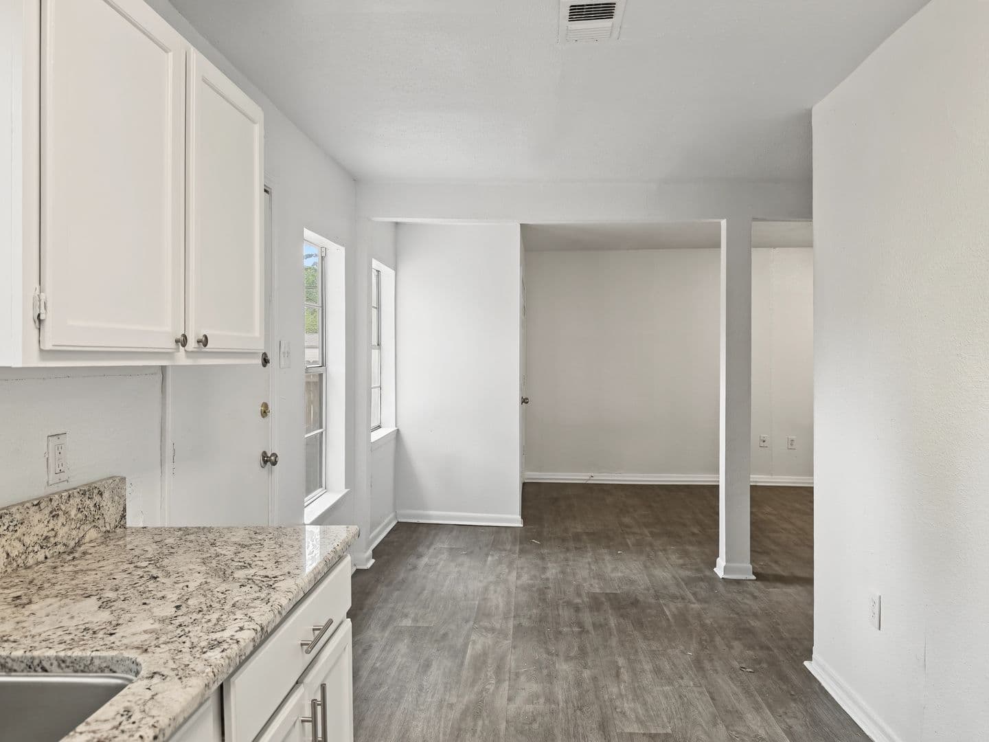 Houston House: 4114 Clover St.