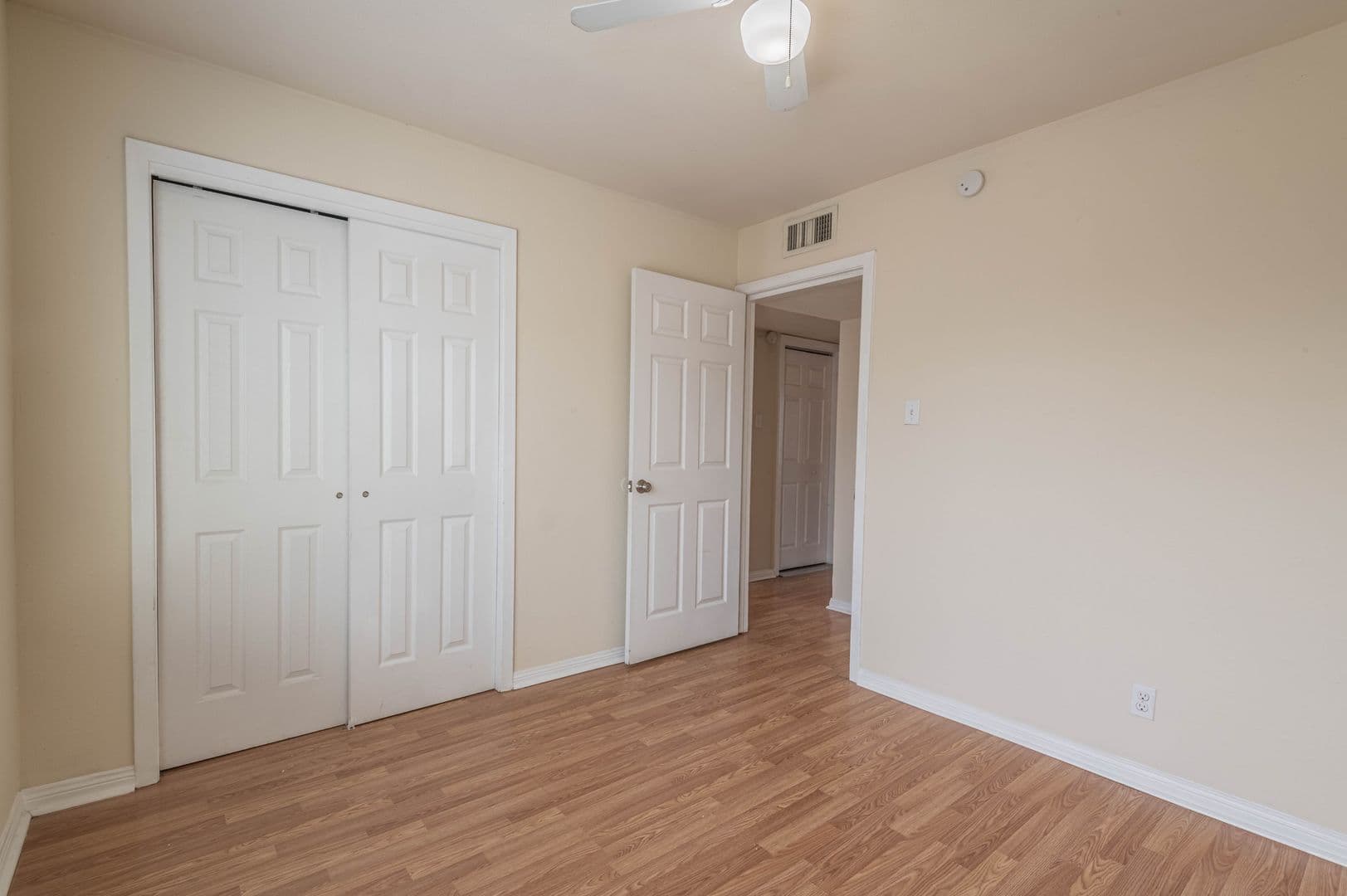 Houston House: 3918 Anita St., #1