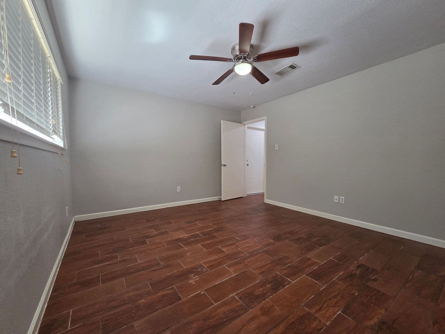 Humble House: 5723 Flax Bourton St.