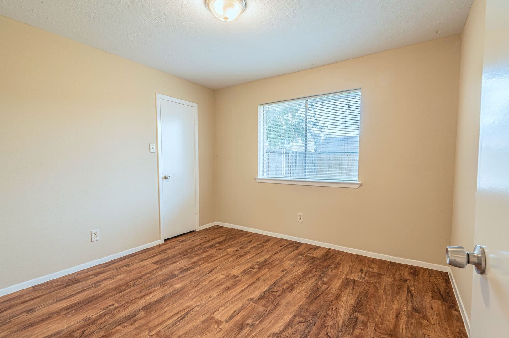 League City House: 2516 Orion Dr.