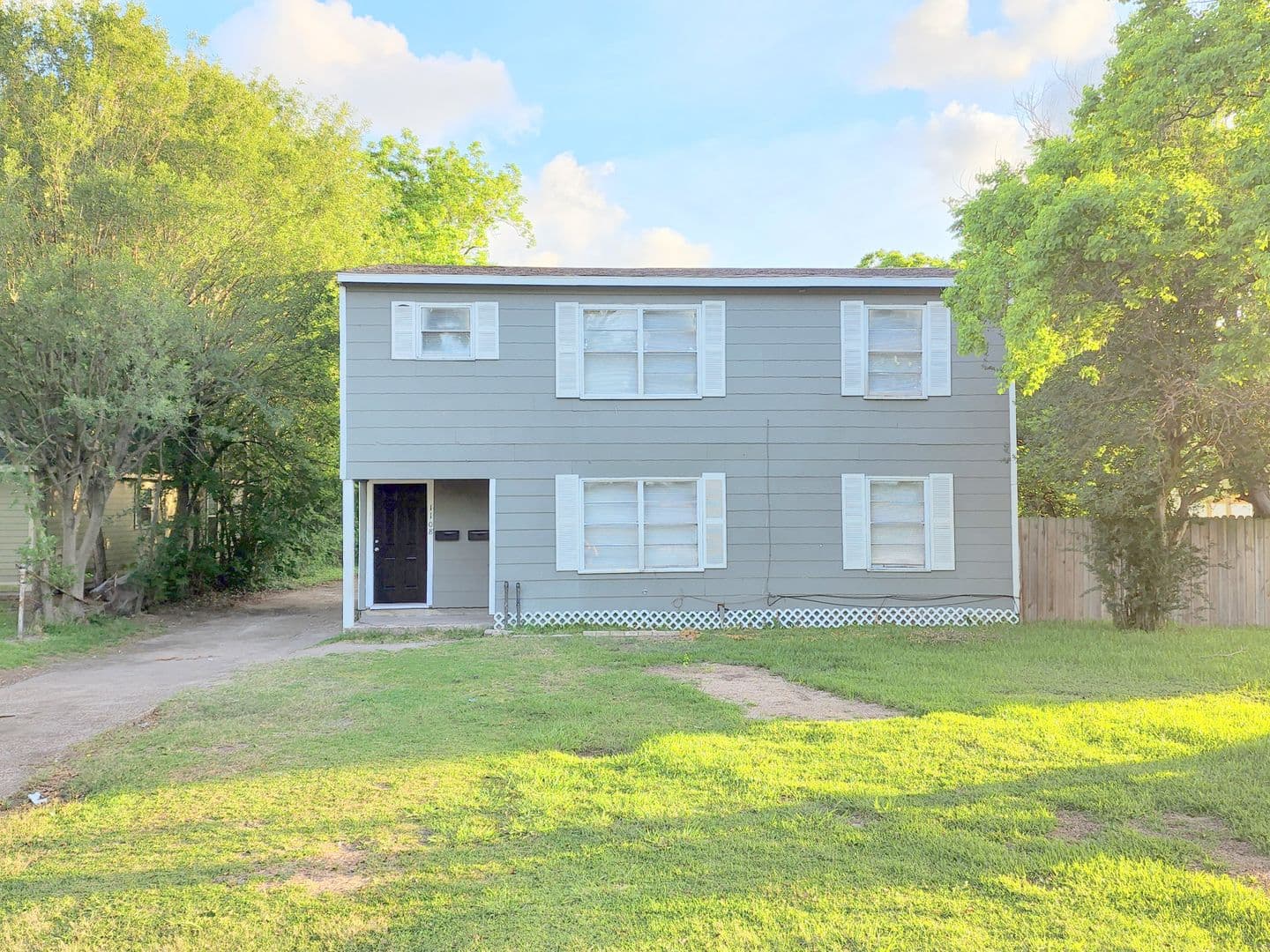 Texas City House: 1108 2nd Ave N.