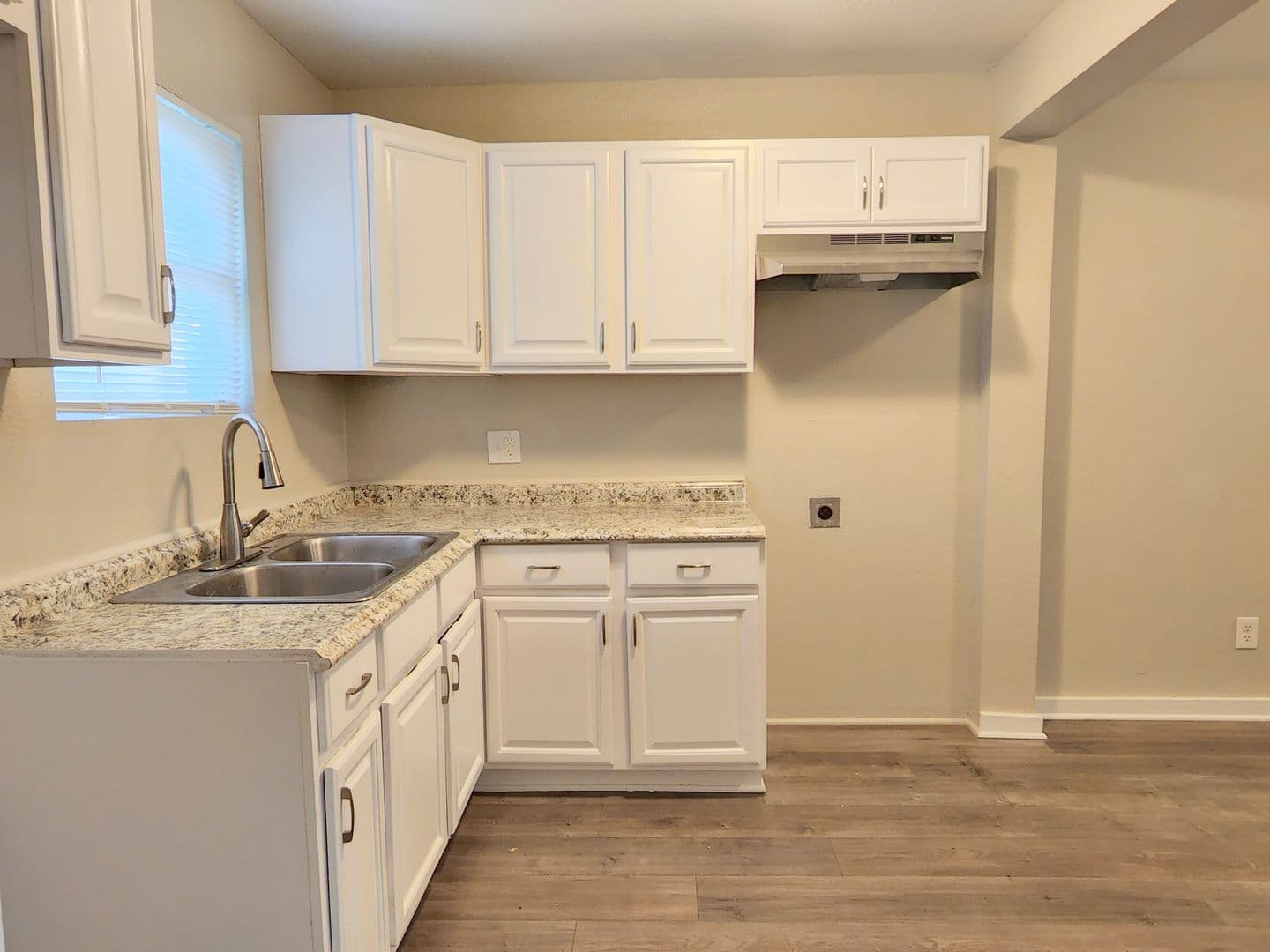 Texas City House: 1108 2nd Ave N.