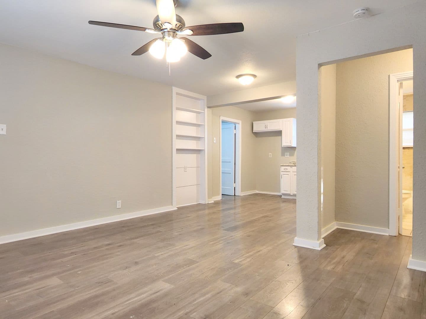 Texas City House: 1108 2nd Ave N.