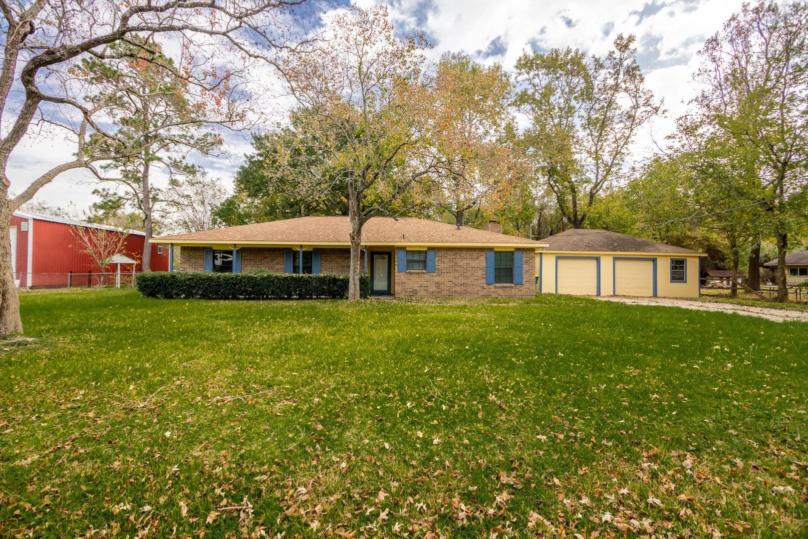 Highlands House: 102 Sue Ln.