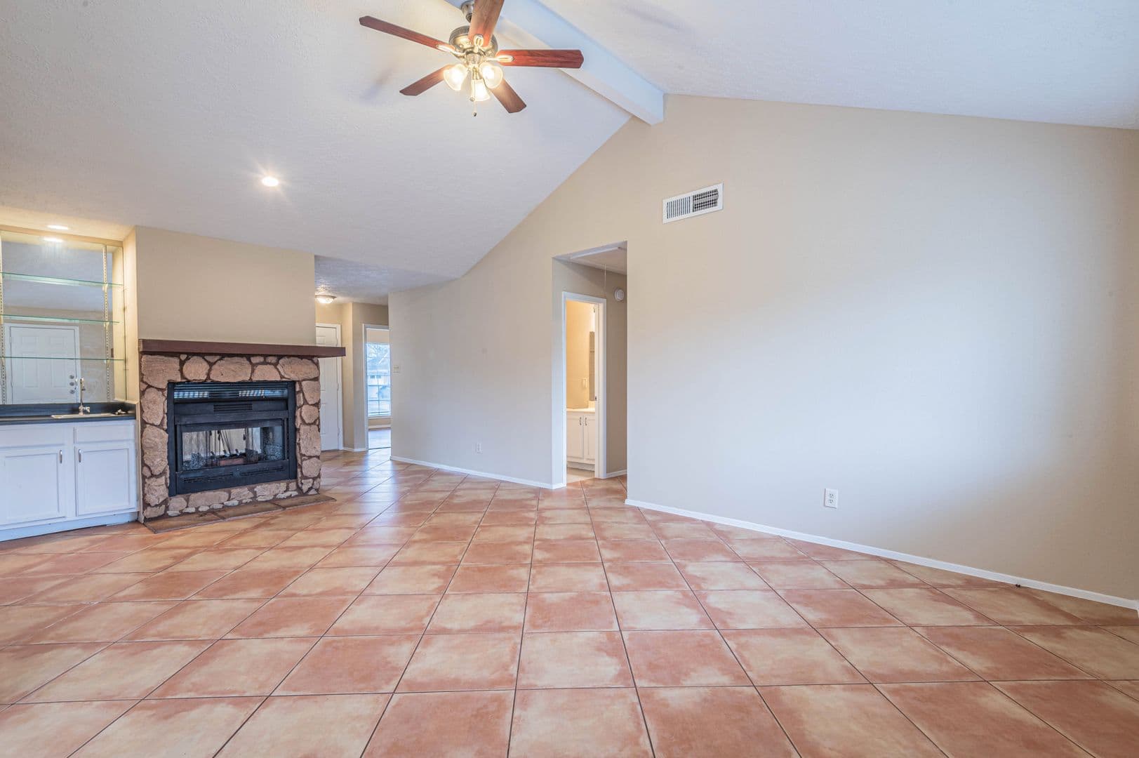 League City House: 2516 Orion Dr.