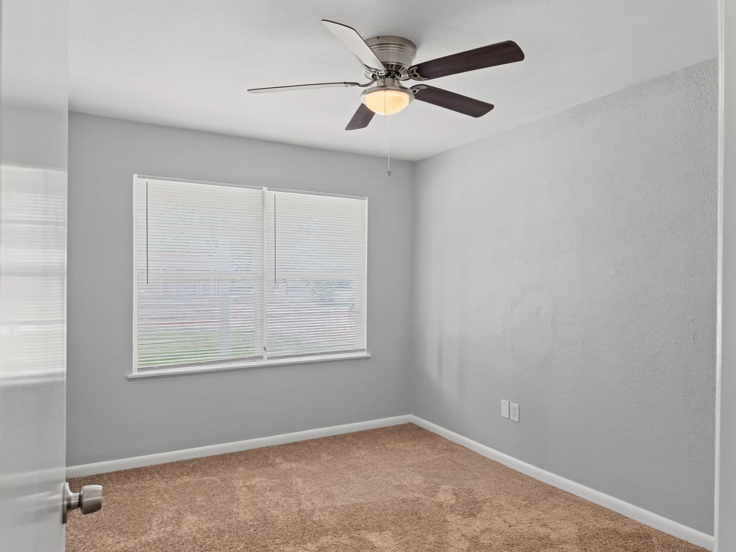 Houston House: 5427 Willow Glen Dr.