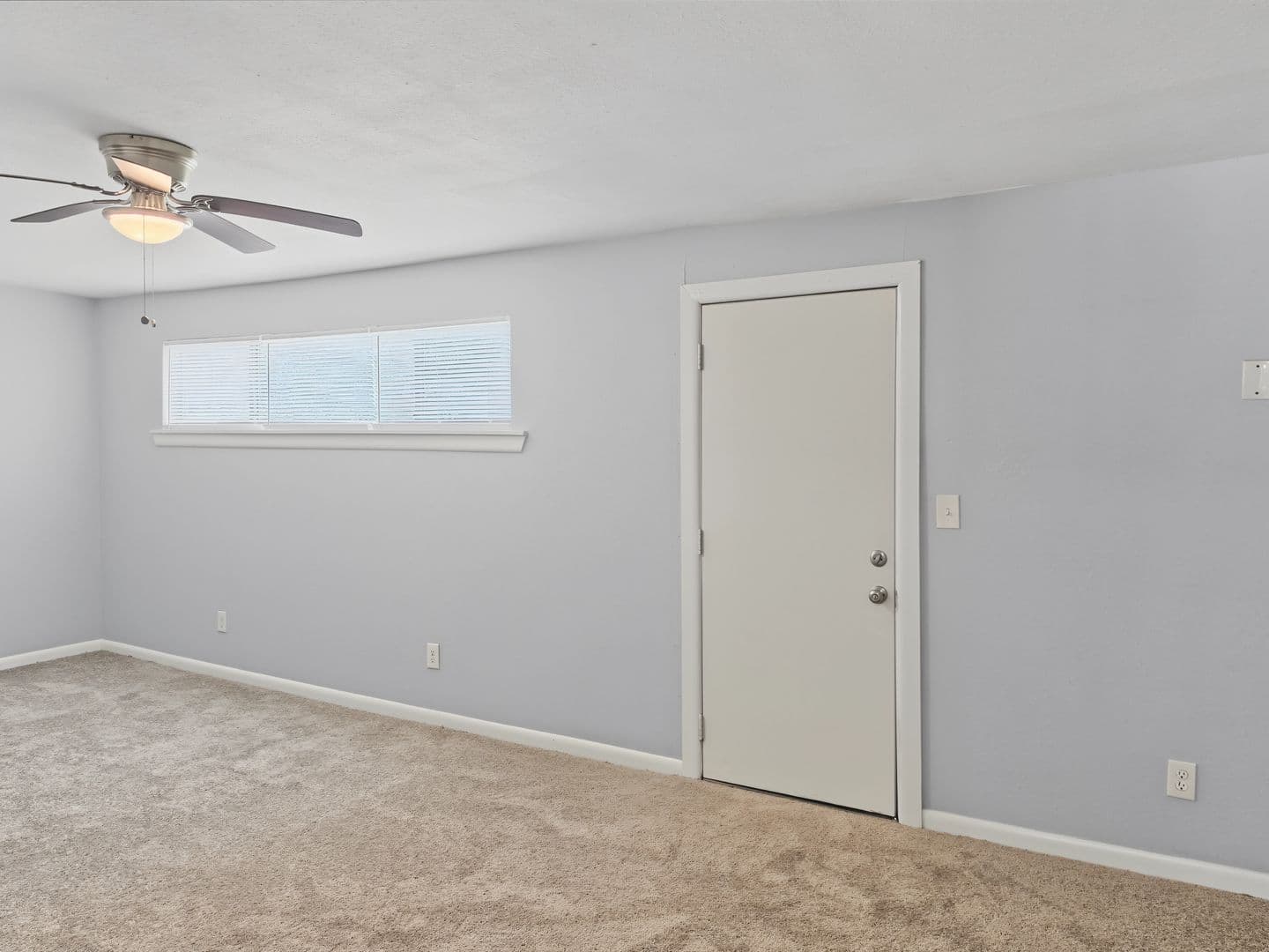 Houston House: 5427 Willow Glen Dr.