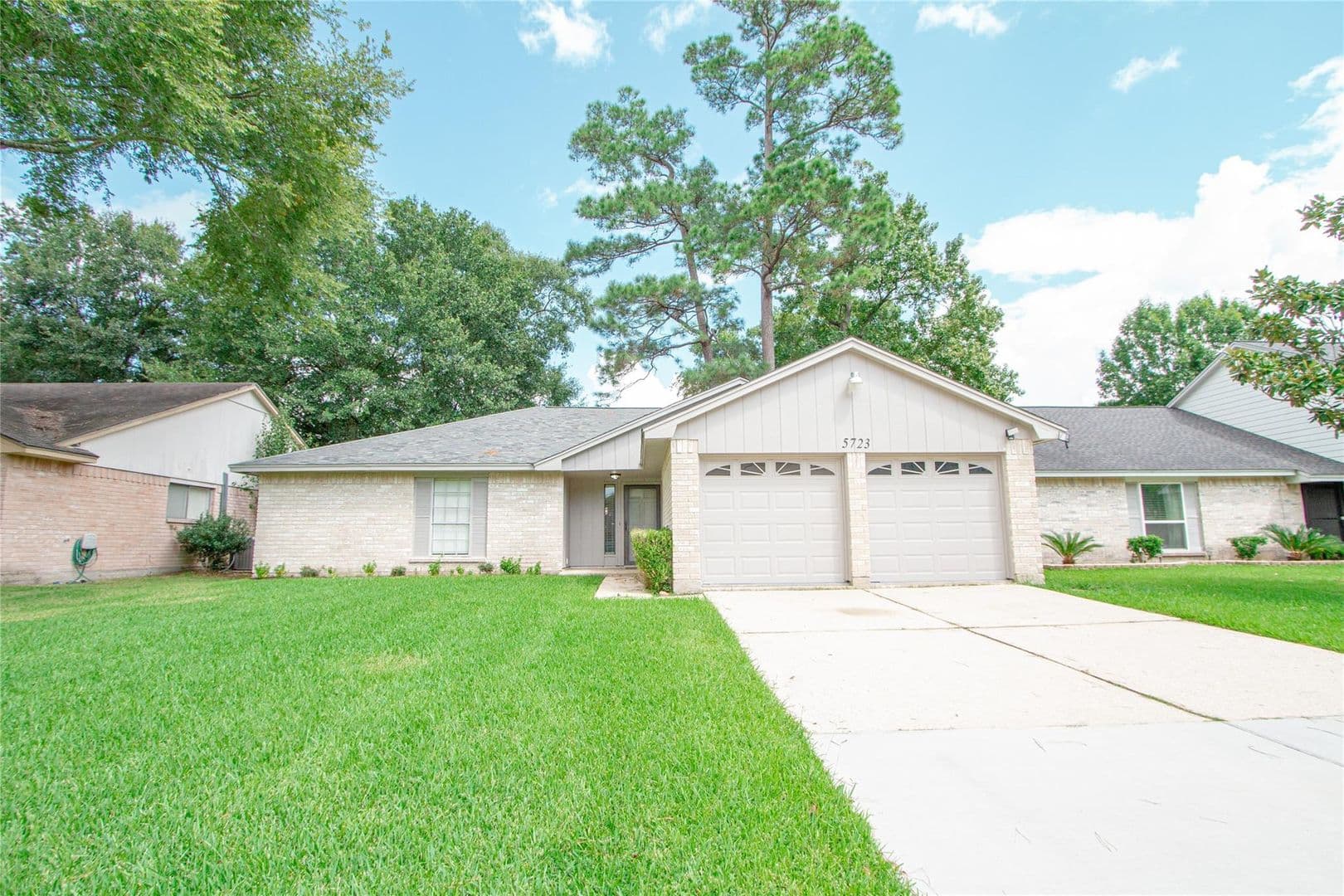 Humble House: 5723 Flax Bourton St.