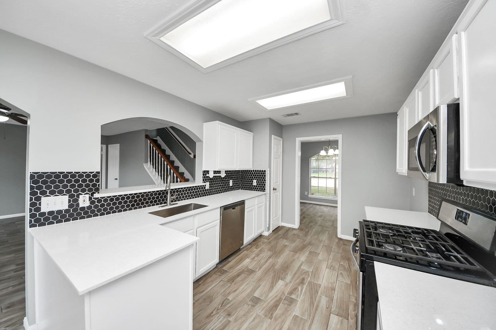 Rosenberg House: 4805 E Columbary Dr.