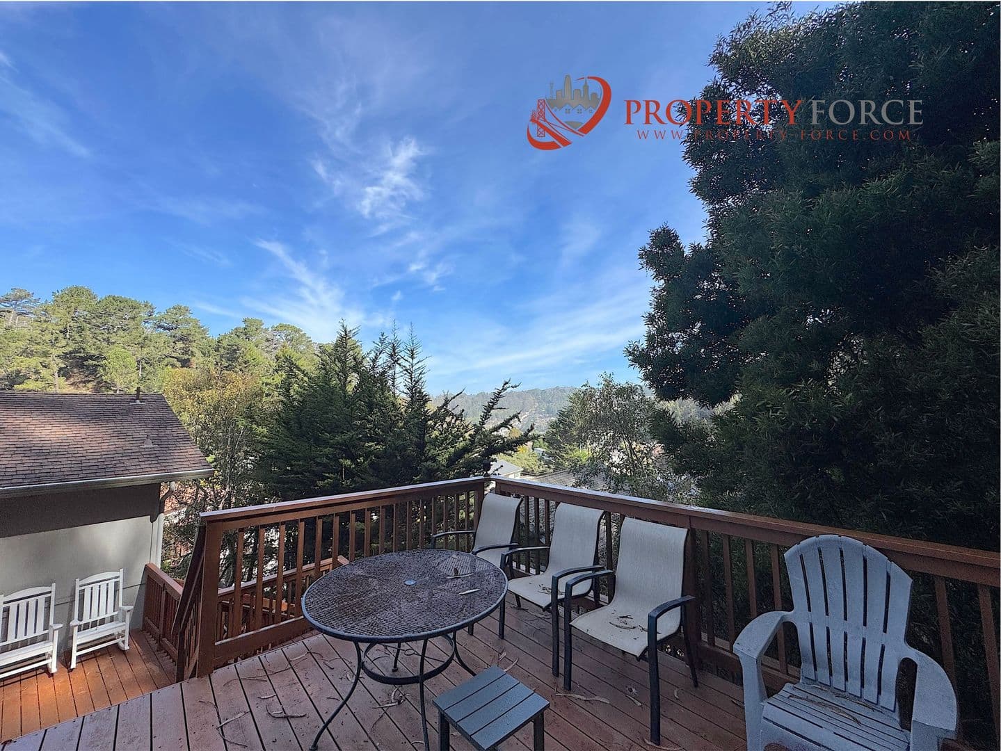 Pacifica House: 1519 Perez Dr
