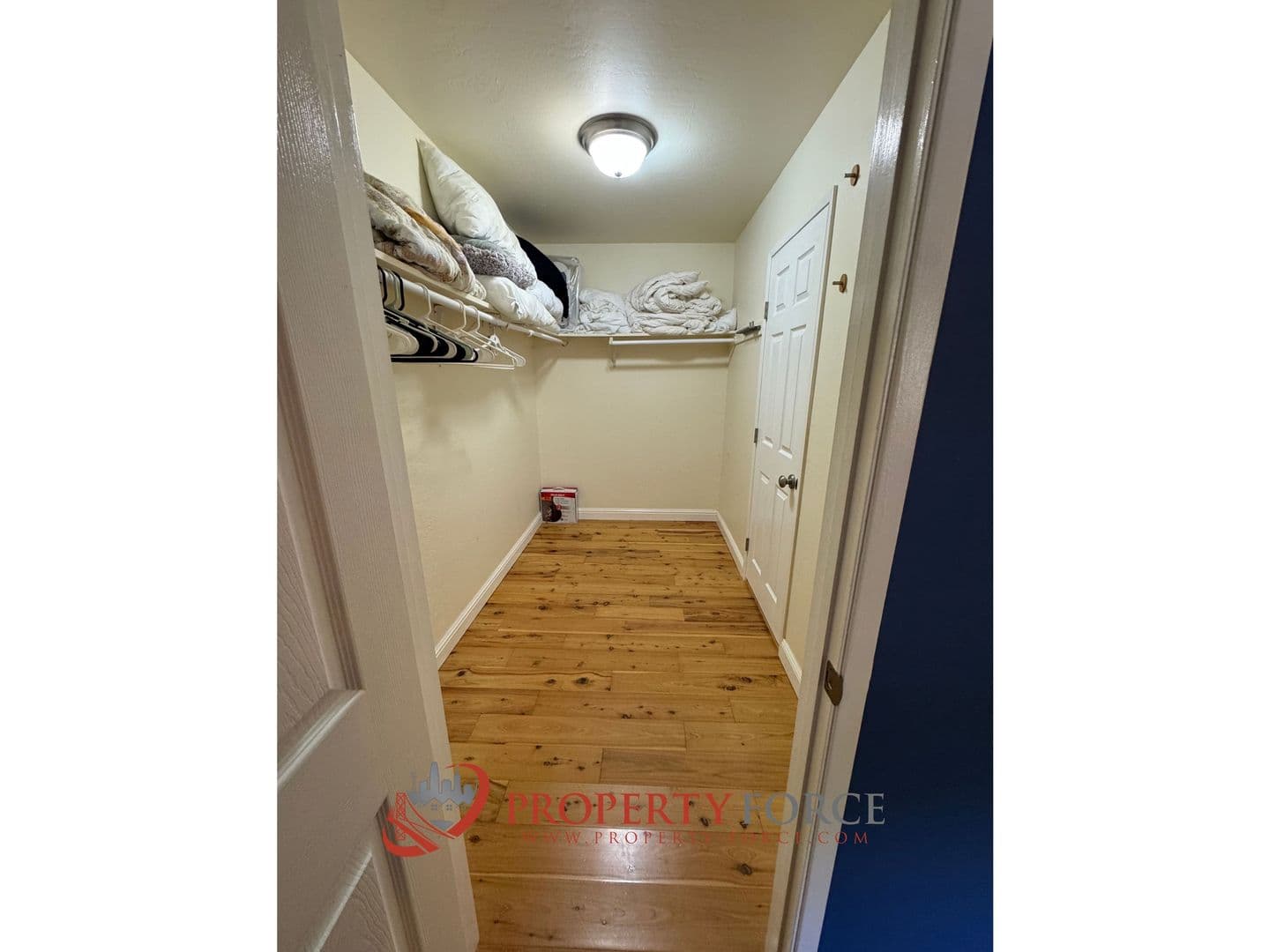 Pacifica House: 1519 Perez Dr