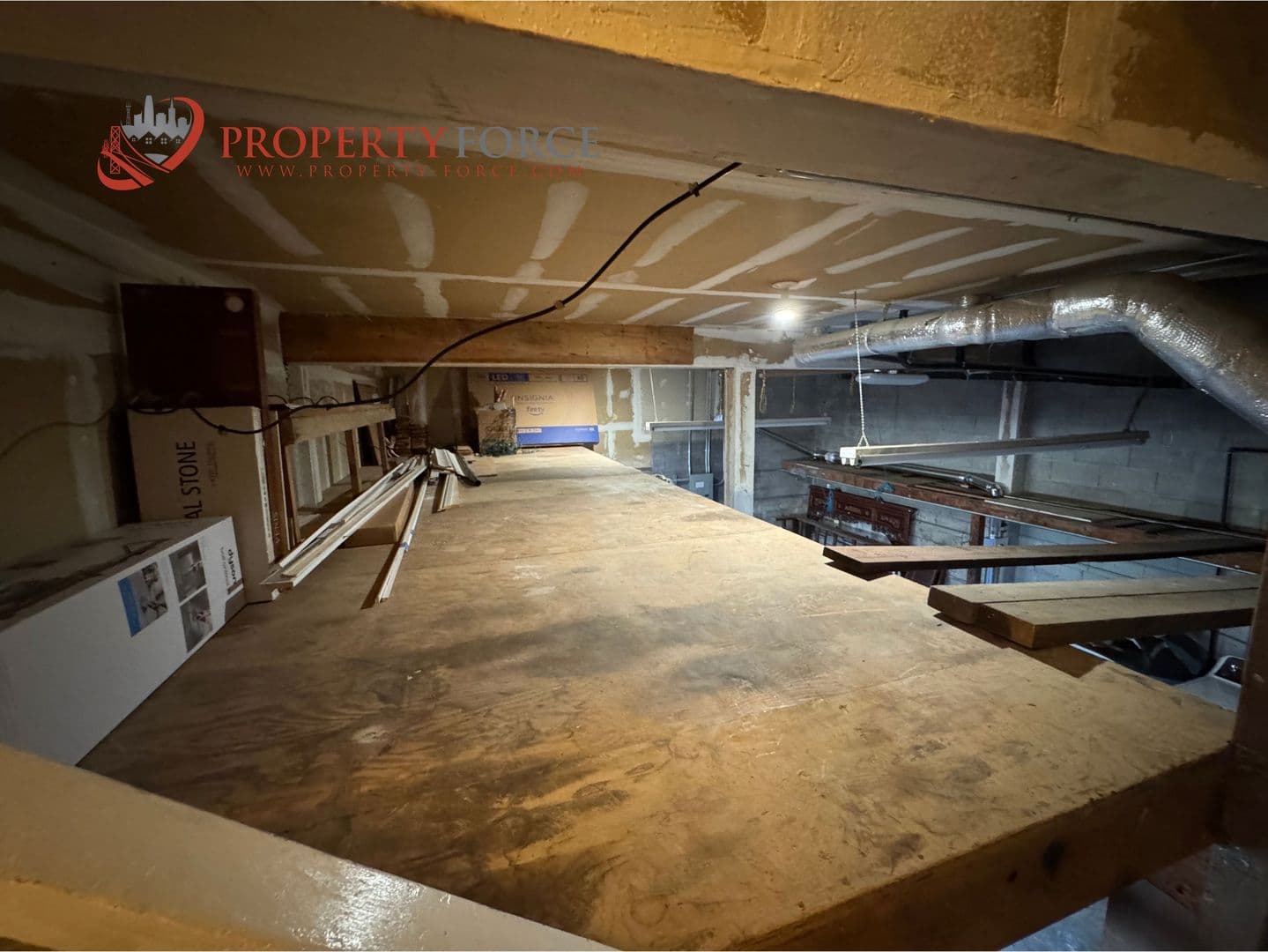 Pacifica House: 1519 Perez Dr