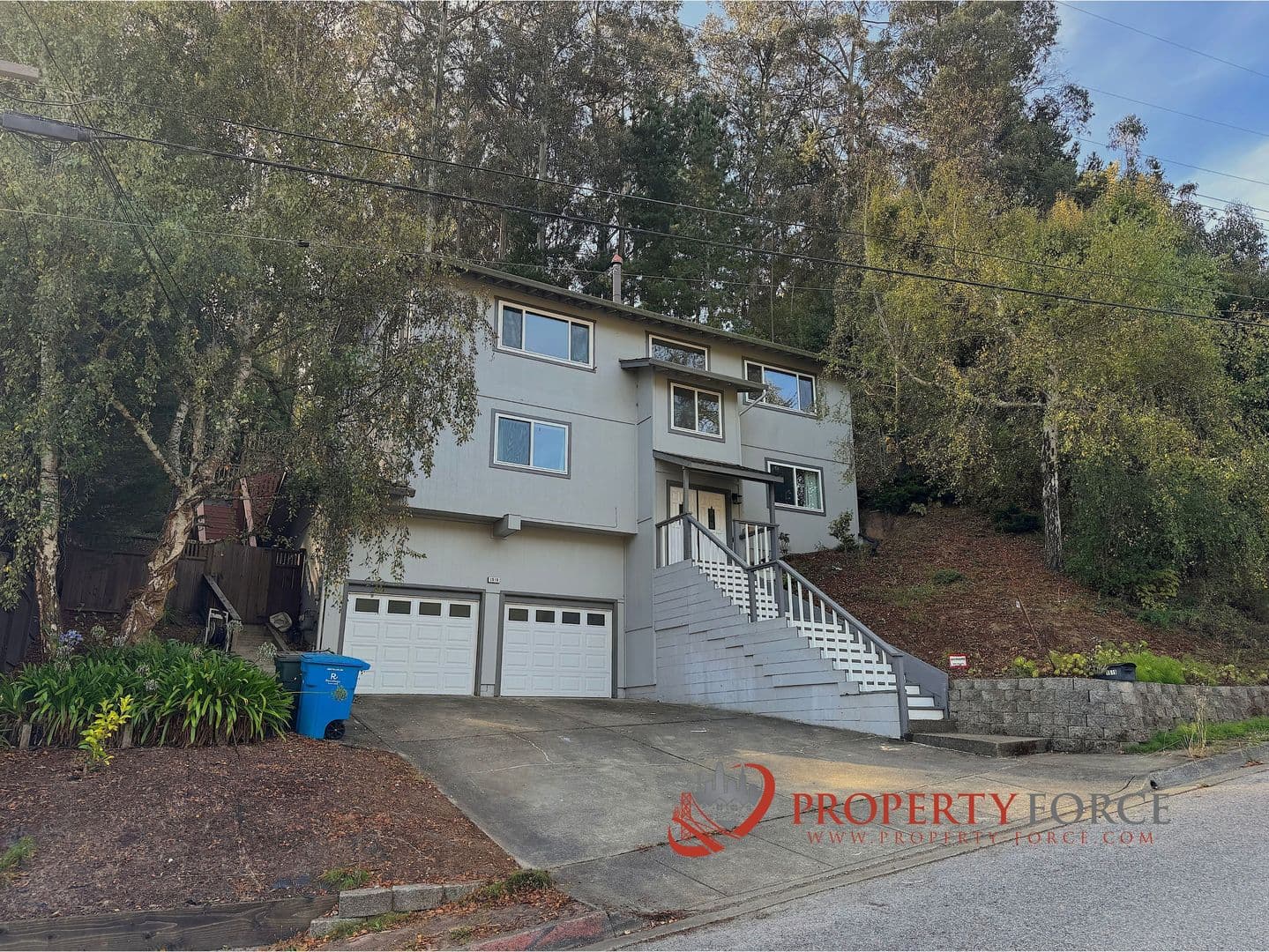 Pacifica House: 1519 Perez Dr